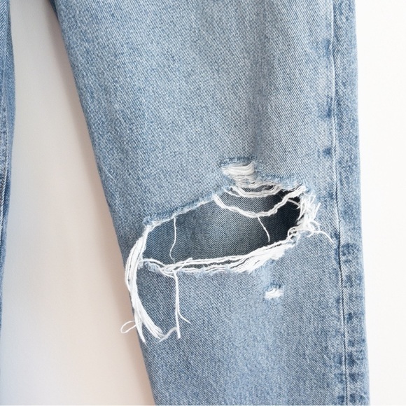 Agolde High Waist 90's Crop Jeans in Suspend - Picture 6 of 16